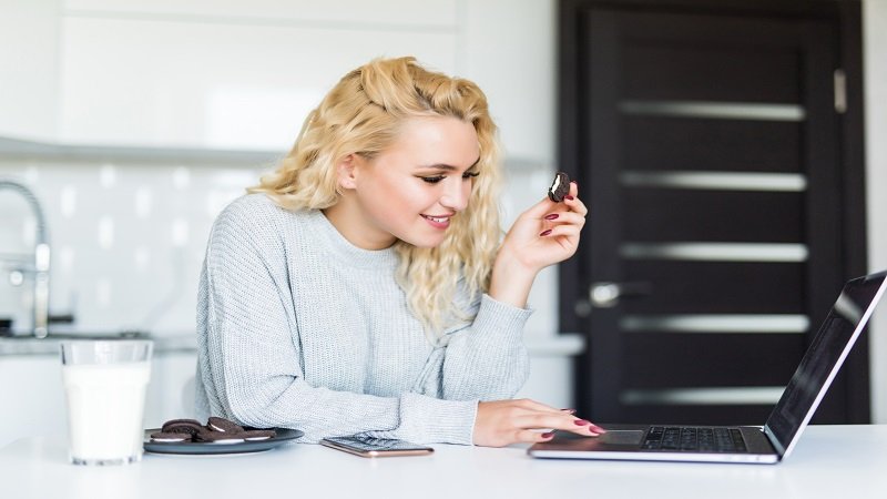 wealthybyte contact email address